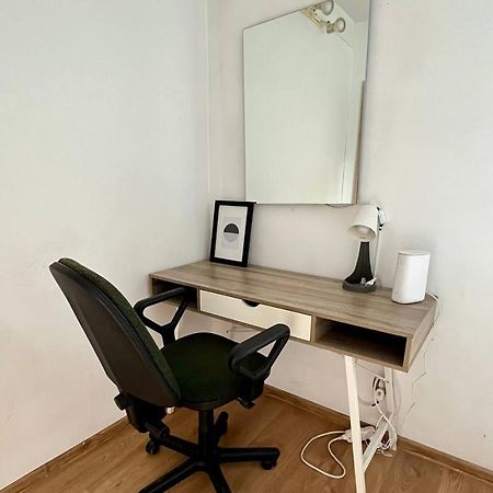 Comfy, Nice And Small Room In Krakau Exterior foto